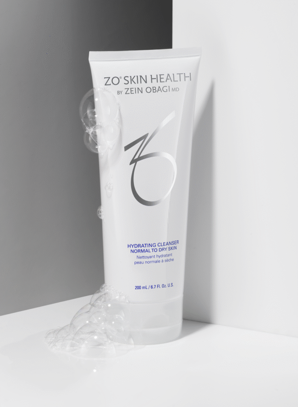Hydrating Cleanser - Image 2